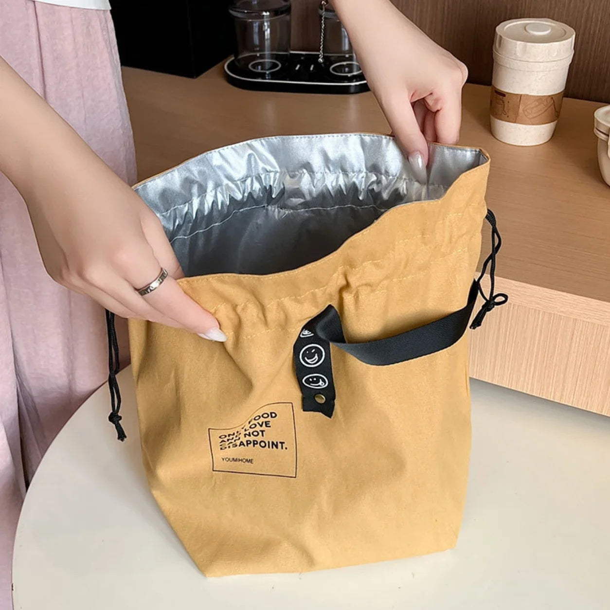 Insulated Lunch Tote — Thermal Bento Bag for Work and Travel
