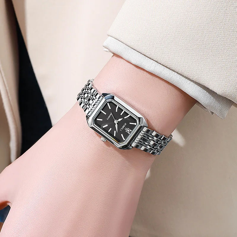 Elegant Rectangle Women's Quartz Watch — Stylish Steel Band Timepiece