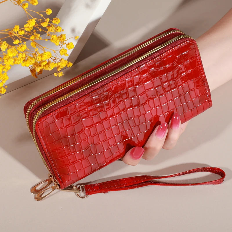 MADLEY Vintage Double Layer Clutch Wallet — Retro Organizer Wristlet