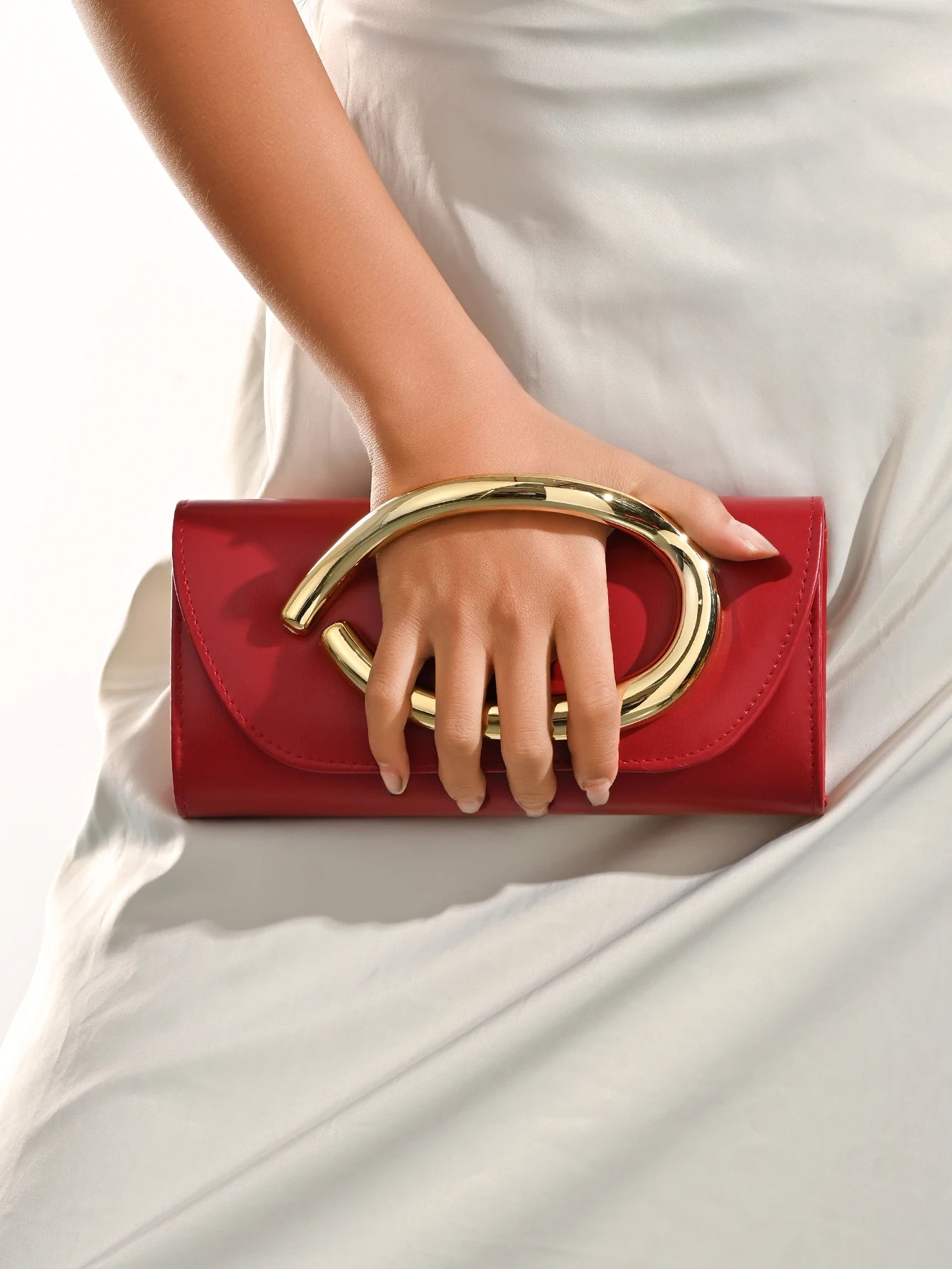 Women's Vintage Box Clutch — Elegant Evening Bag for Parties