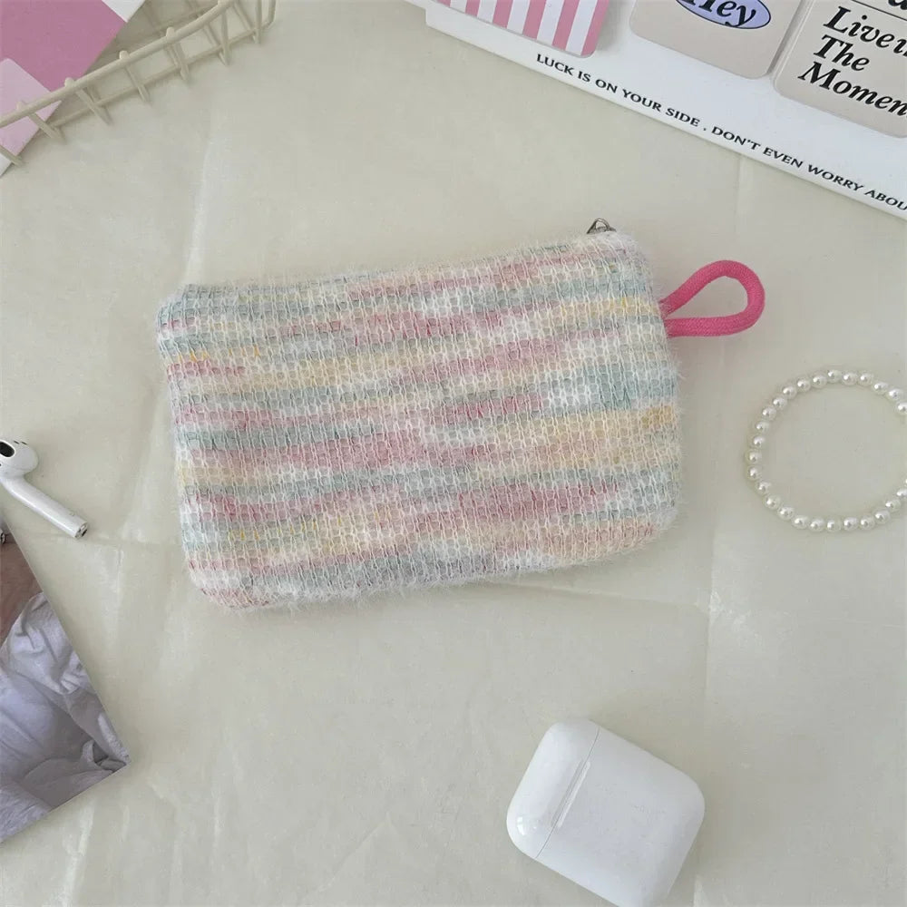 SOZAKKA Floral Canvas Coin Purse — Compact Zippered Change Pouch