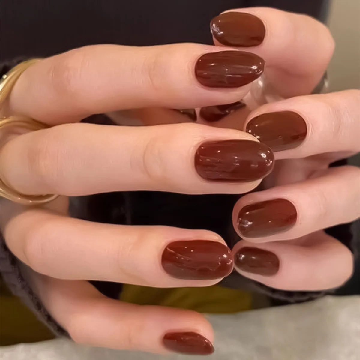 HOEPOOK Press On Nails — Red Glossy Acrylic French Tip Set