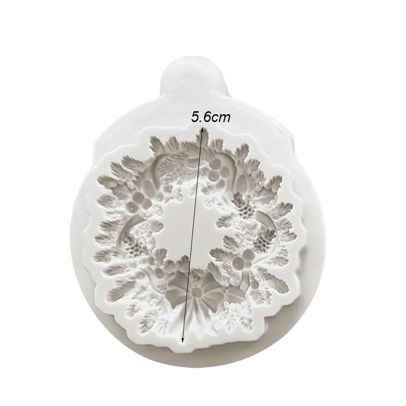 HANDLIFE Christmas Wreath Silicone Mold — Decorative Baking Tool for Fondant & Chocolate