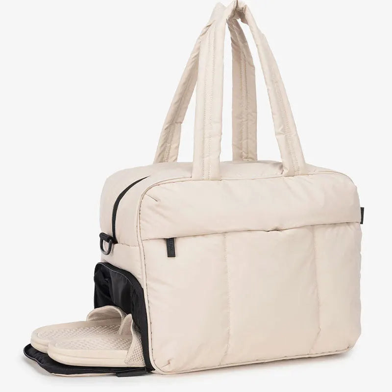 molfmy Large Capacity Travel Duffel — Waterproof Shoulder Bag with Wet/Dry Separation