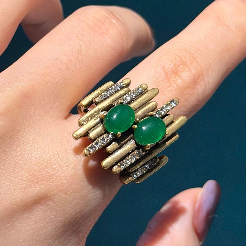 Vintage Green Stone Cocktail Ring — 18k Gold Plated Antique Jewelry
