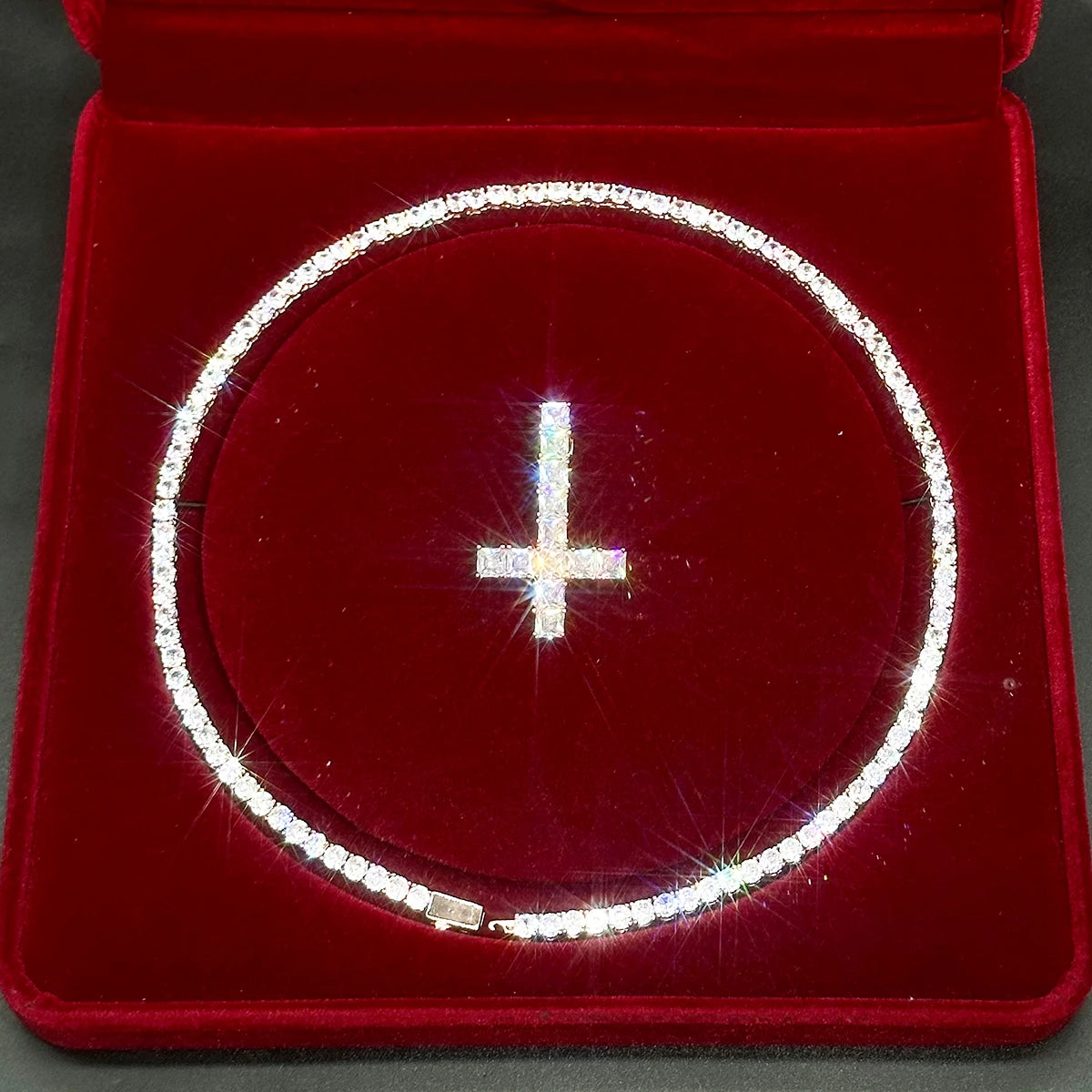 Aokaishen Cross Pendant Necklace — Hip Hop Iced Out Jewelry for Women