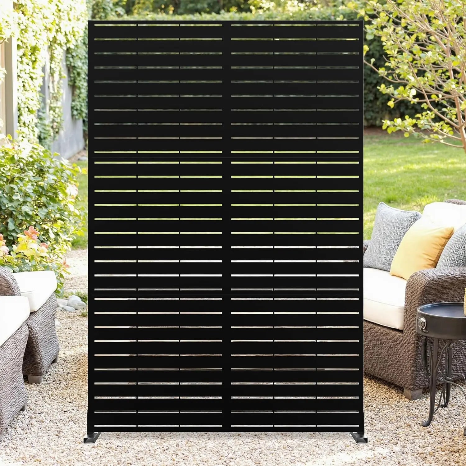 TWISTER.CK Decorative Garden Privacy Screen — Metal Outdoor Divider