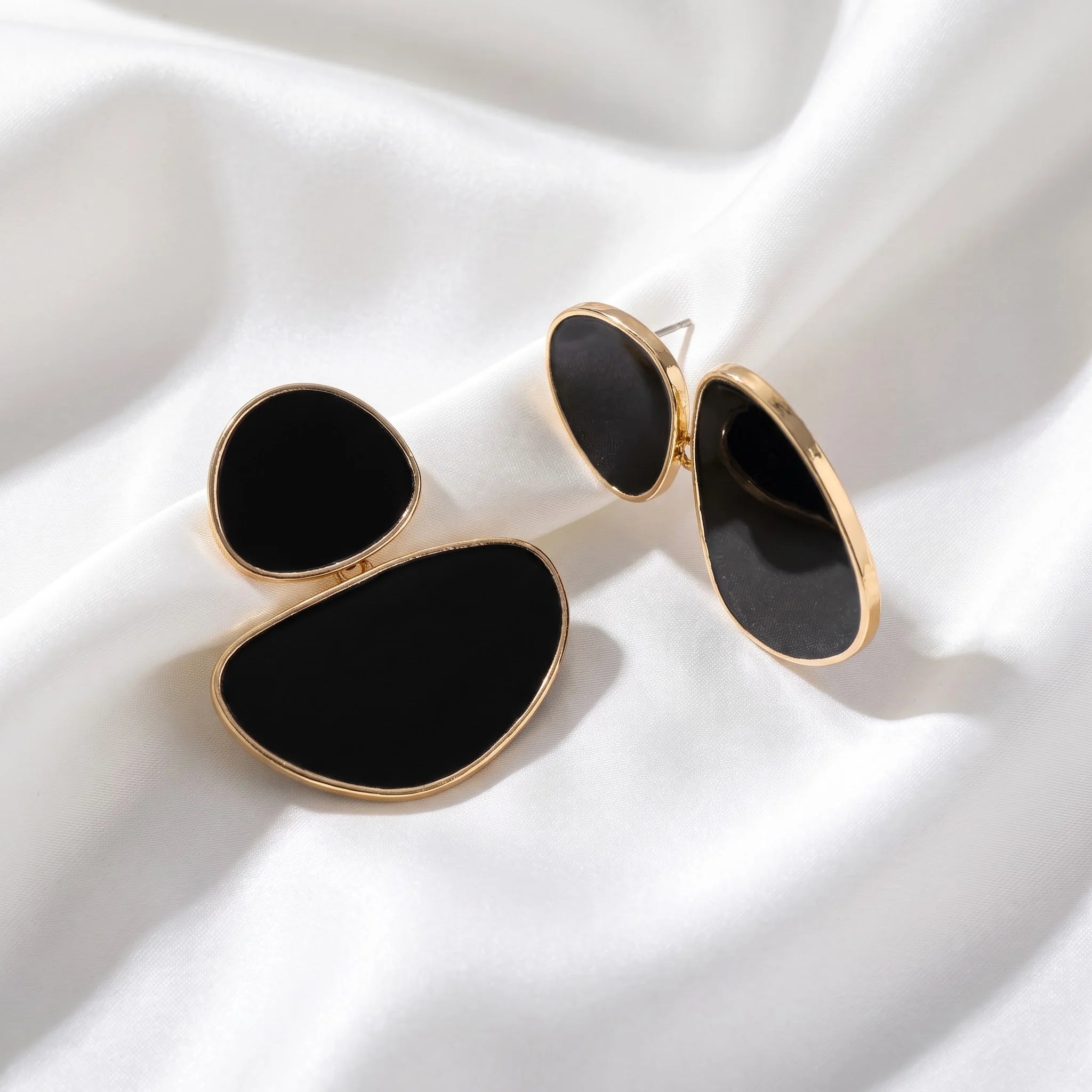 Obega Geometric Acrylic Drop Earrings — Vintage Gold Irregular Dangle Jewelry