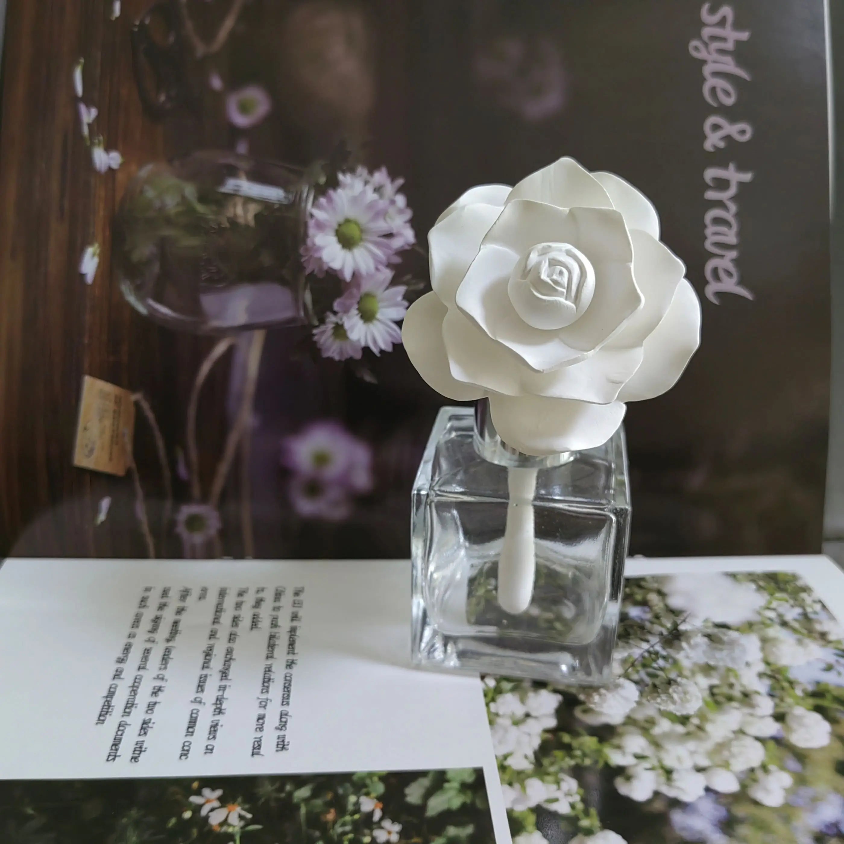 Handmade Ceramic Flower Diffuser — Elegant Aromatherapy Decor with Glass Bottle