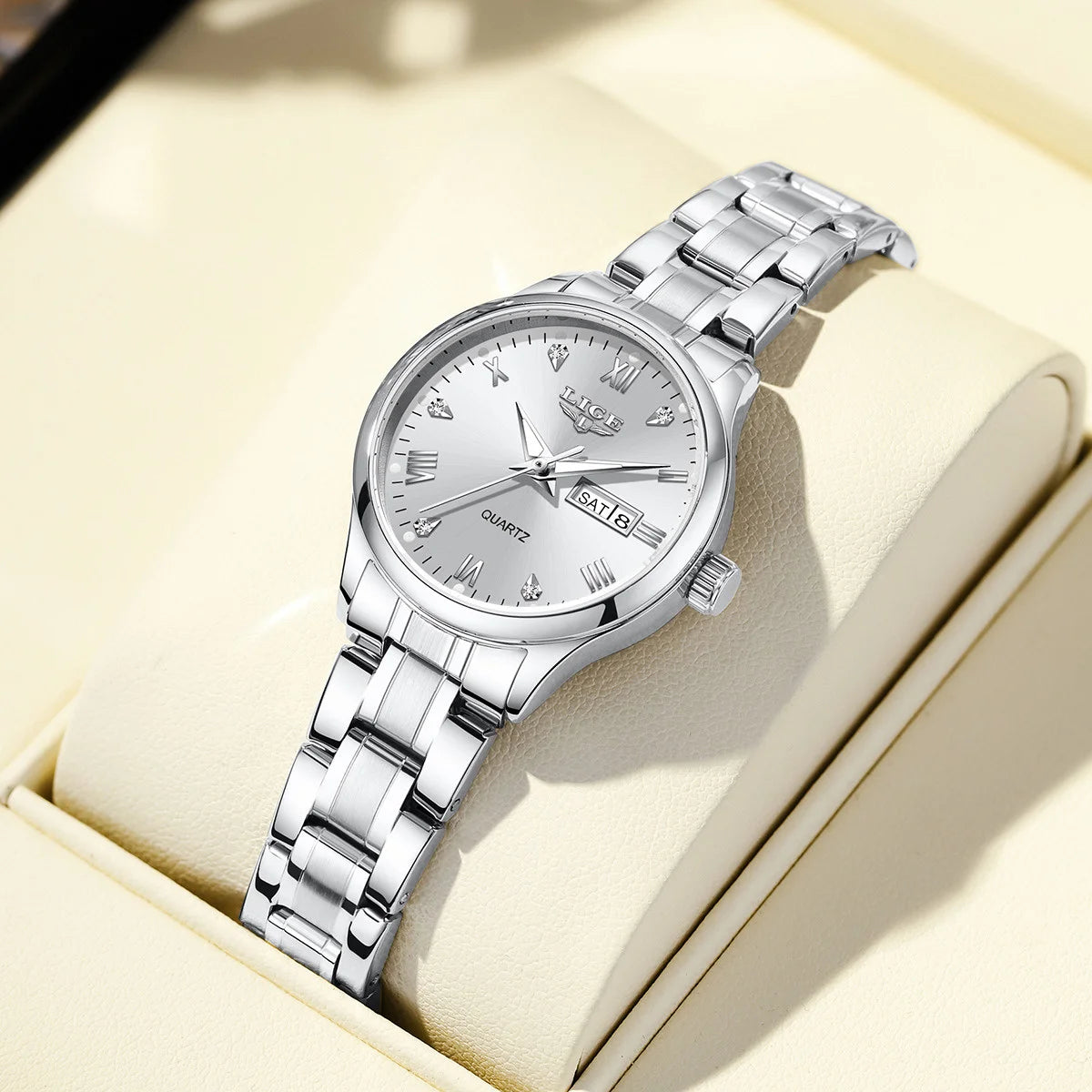 Elegant Women's Quartz Watch — Diamond Dial Stainless Steel Wristwatch