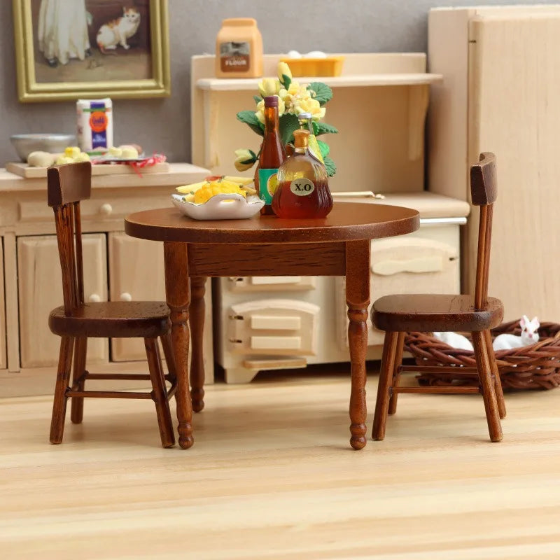 Miniature Wooden Round Table and Chair Set — Dollhouse Furniture Decor