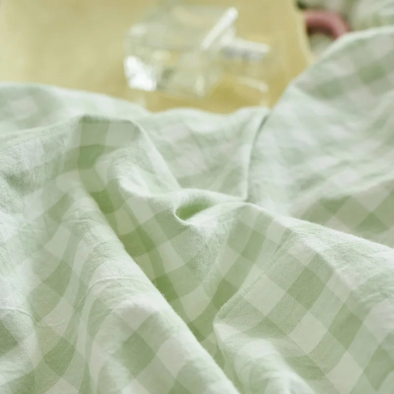 Striped Print Duvet Cover Set — Soft 3-Piece Bedding Collection