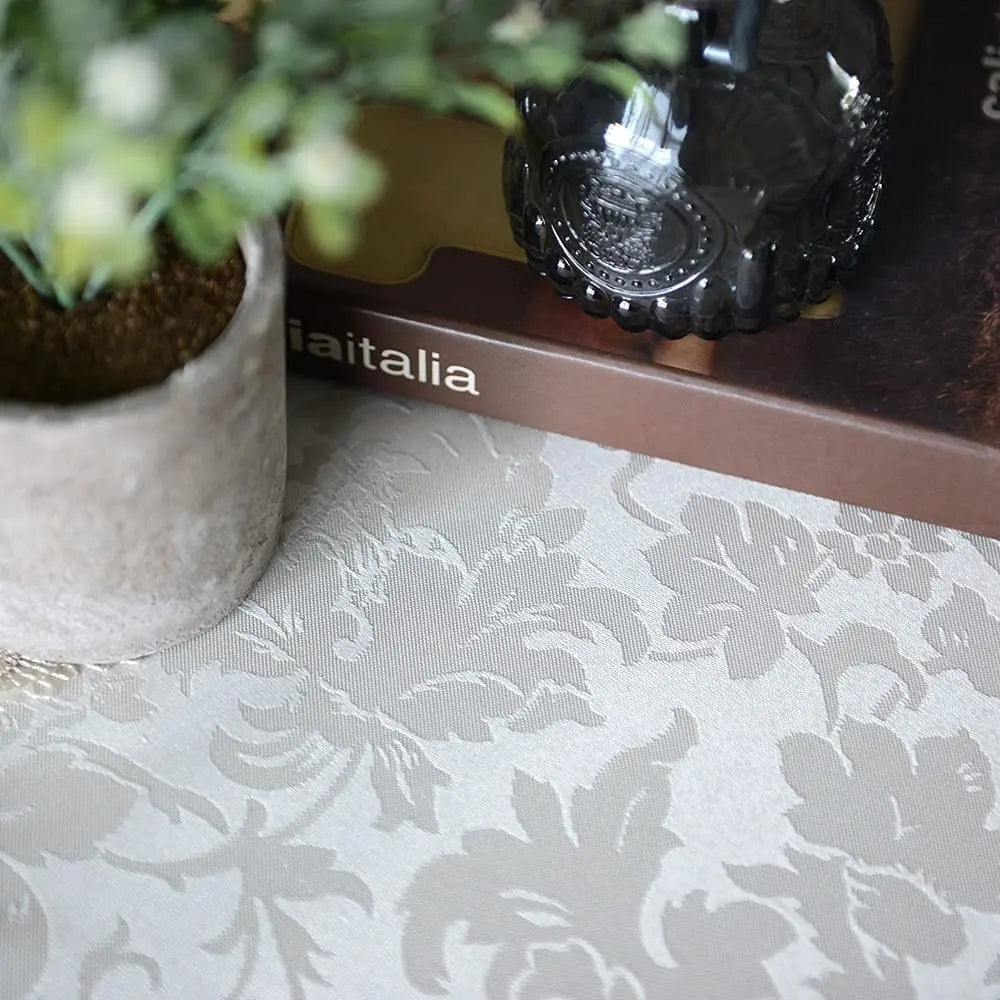 BATTILO Oval Macrame Lace Tablecloth — Embroidered Floral Dining Decor