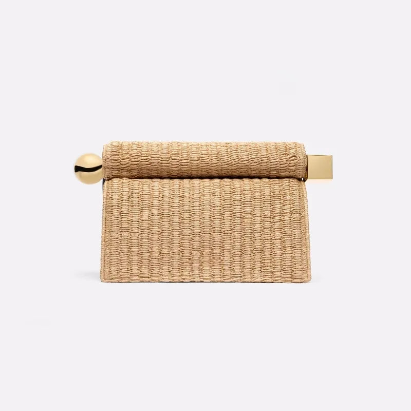 Elegant Sequined Clutch Bag — Stylish Evening Purse with Metal Handle