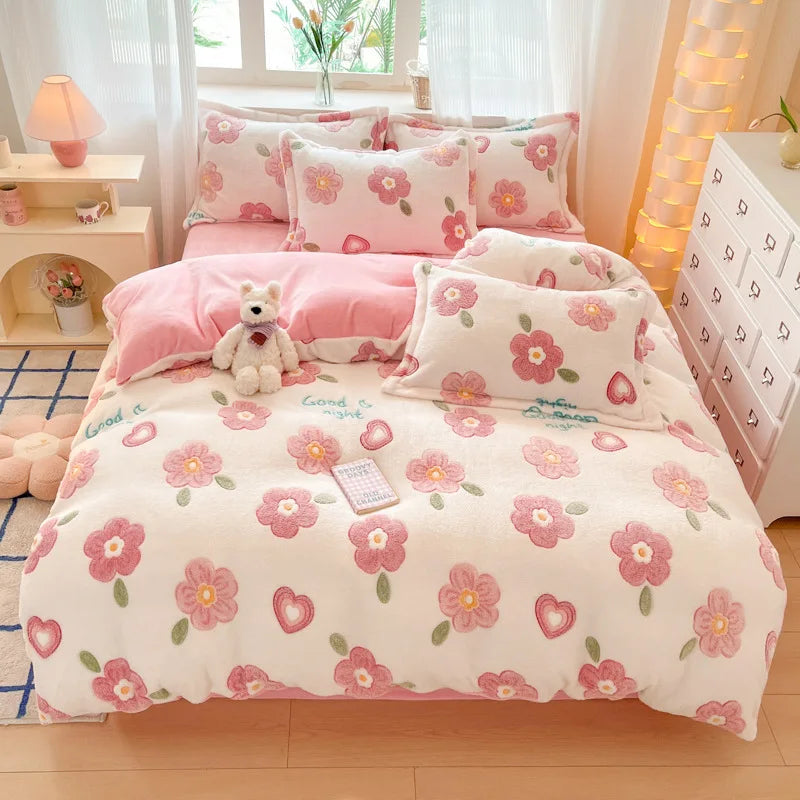 Plush Velvet Bedding Set — Warm Coral Fleece Duvet Cover & Sheet Set