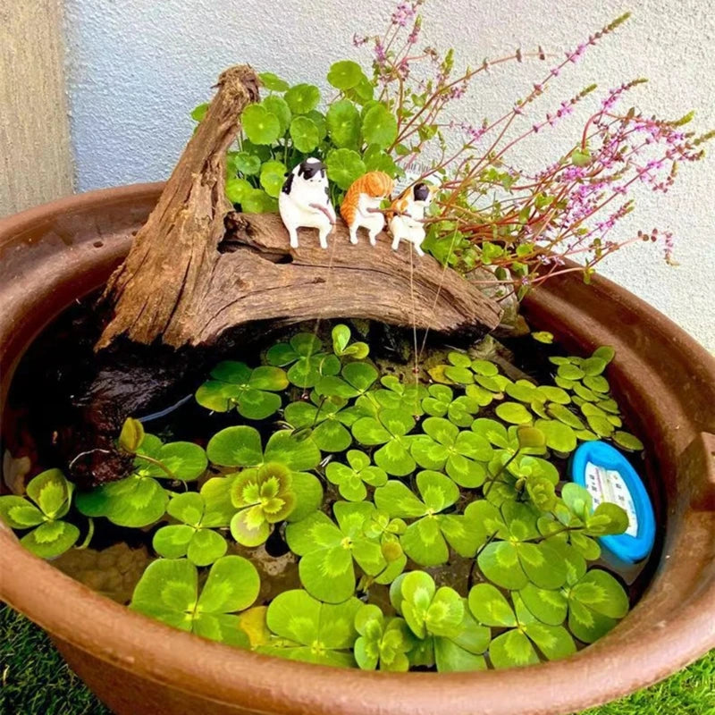 Cartoon Fishing Resin Ornament — Decorative Aquarium & Desk Accessory