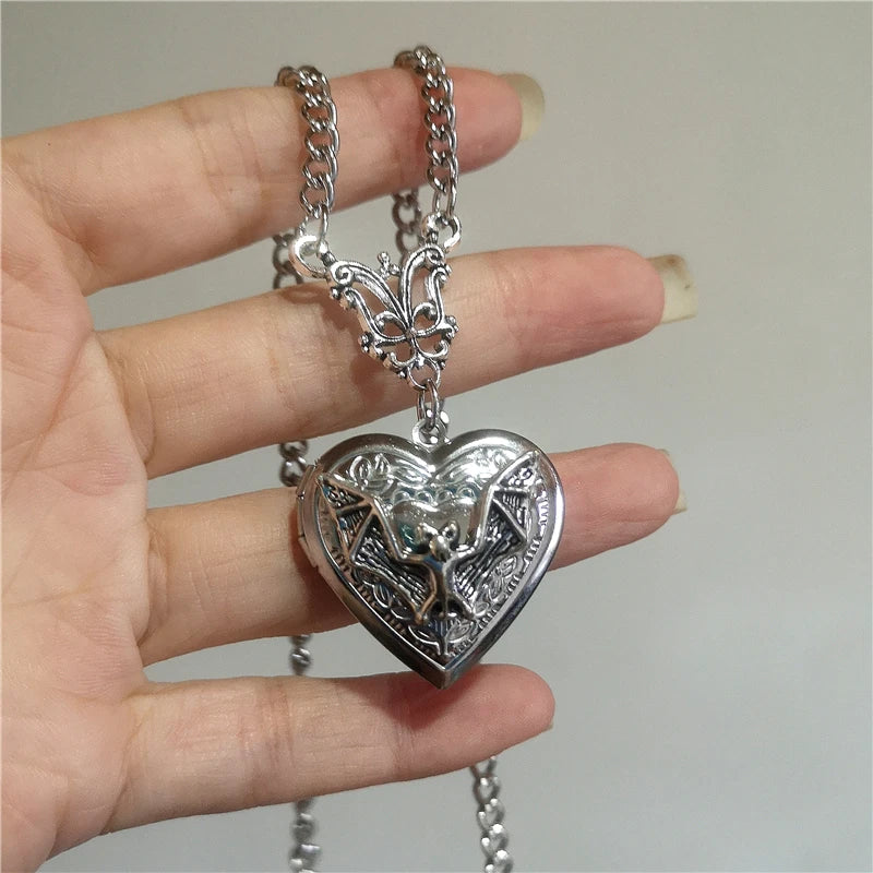 imixlot Bat Heart Locket Necklace — Vintage Y2K Goth Punk Photo Pendant