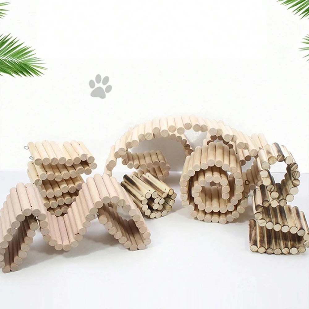 Wooden Small Animal Bridge — Bendable Climbing Fence for Hamster Habitats