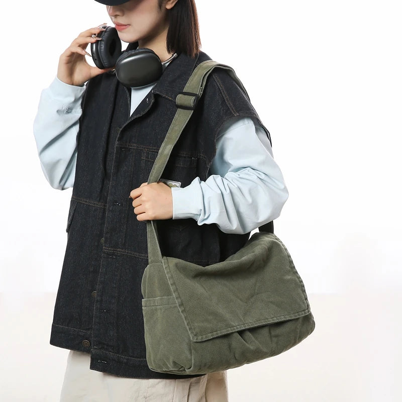 Men's Minimalist Messenger Bag — Large Capacity Canvas Shoulder Bag
