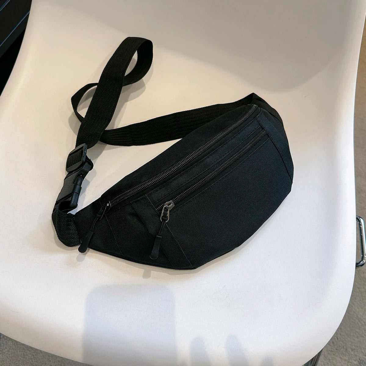 Nylon Waist Pack — Hands-Free Crossbody Bag for Travel and Sports