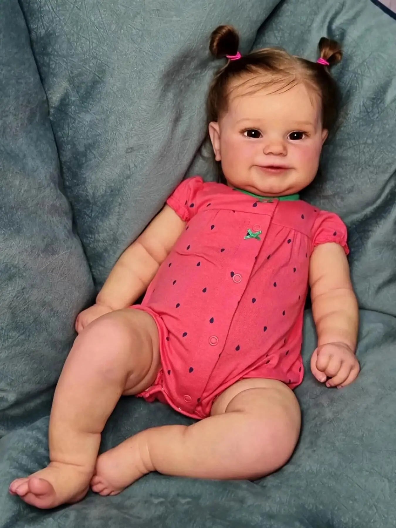 Lifelike Reborn Baby Girl Doll — Soft Silicone Vinyl Full Body Doll