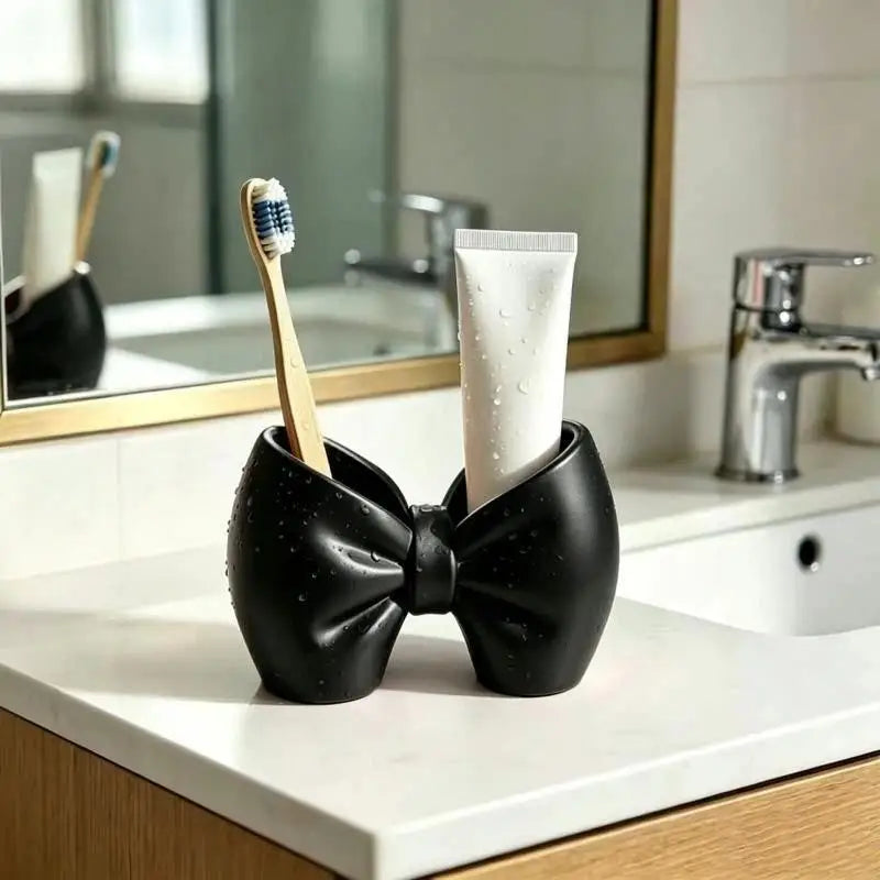 HELTFARM Bow Shaped Makeup Brush Organizer — Large Capacity Vanity Storage