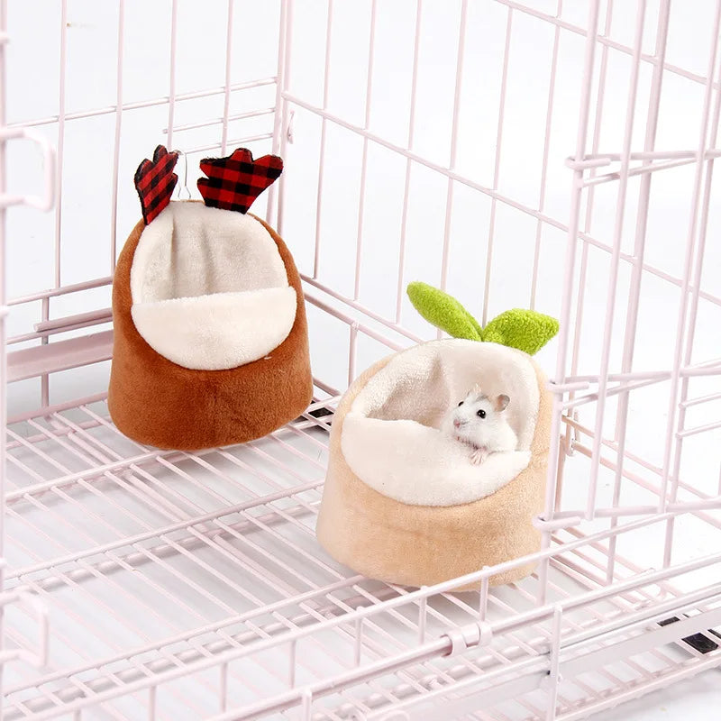 Fleece Hamster Nest — Cozy Warm Shelter for Small Pets
