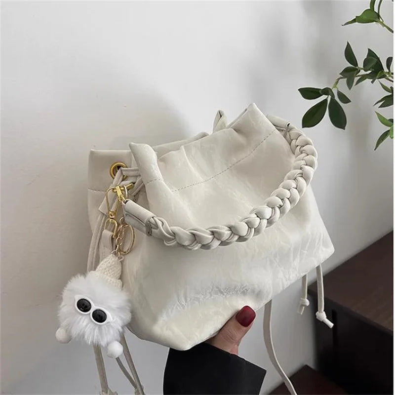 Women's Sophisticated Bucket Bag — Stylish Crossbody Handbag for Daily Use
