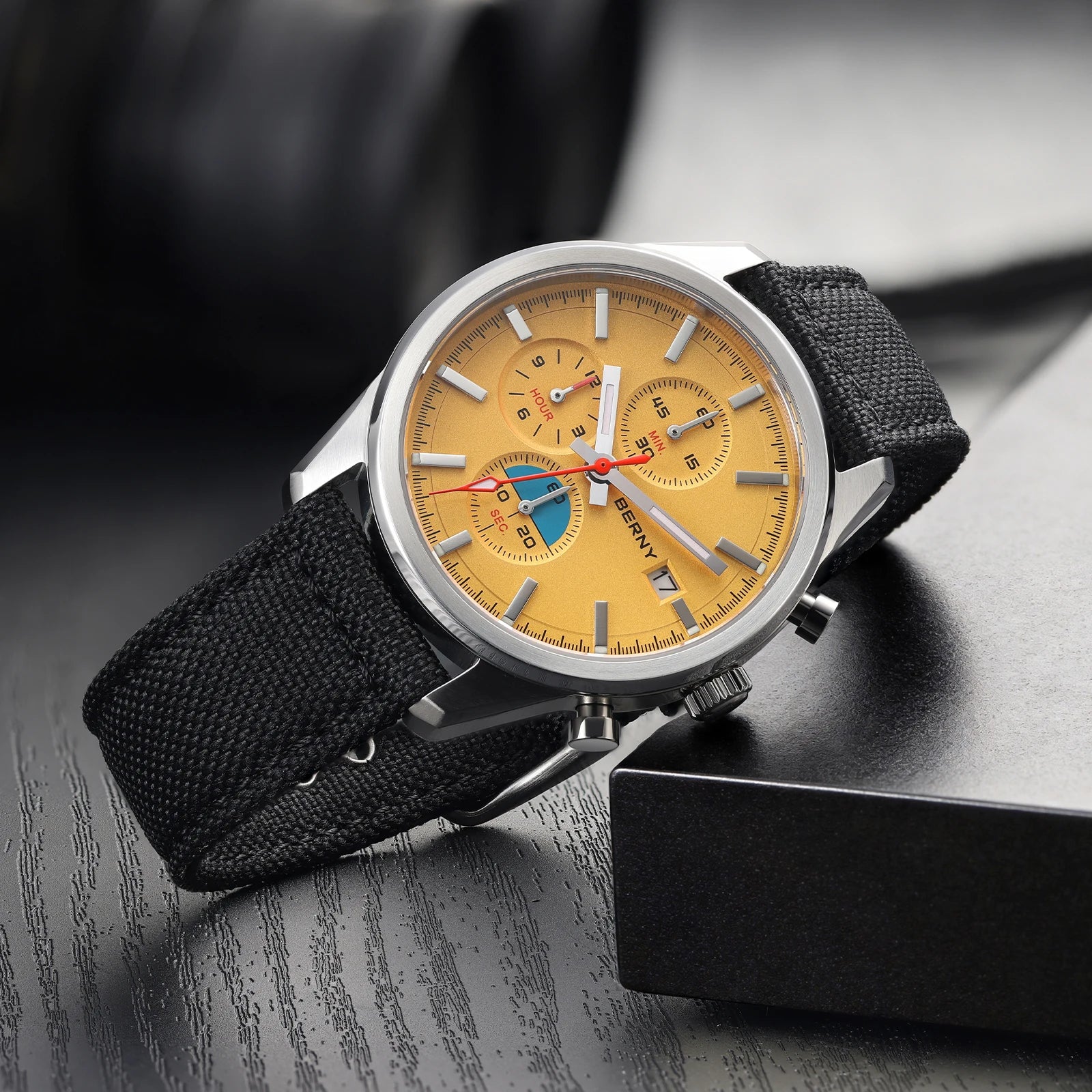 BERNY Chronograph Quartz Men's Watch — Luminous Sport Design with Sapphire Crystal