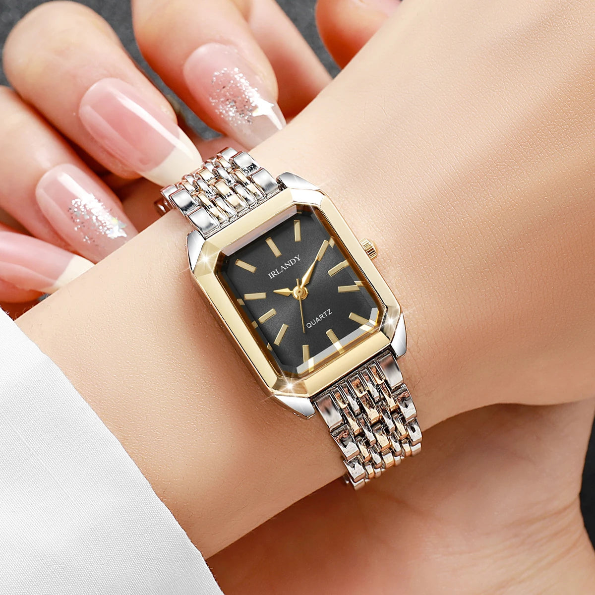 Women's Rectangle Quartz Watch — Elegant Steel Strap Wristwatch