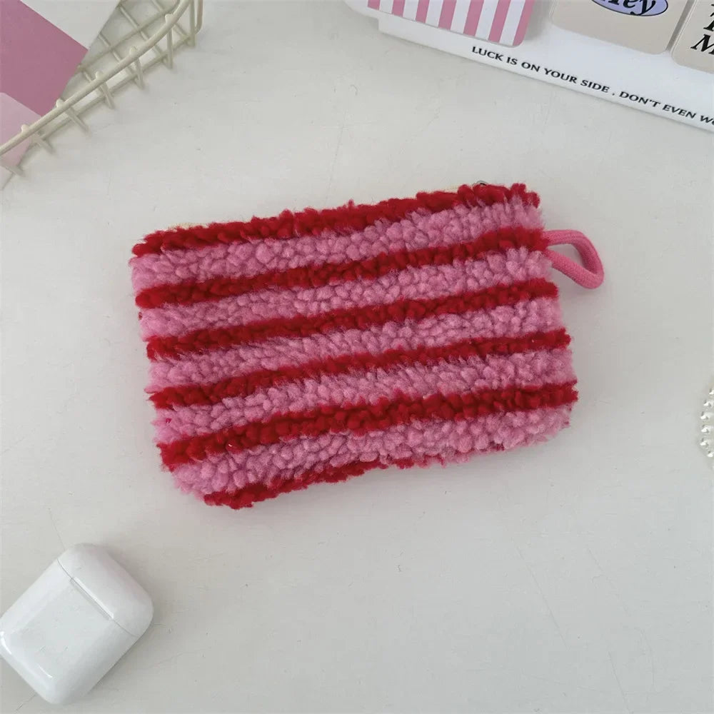 SOZAKKA Floral Canvas Coin Purse — Compact Zippered Change Pouch