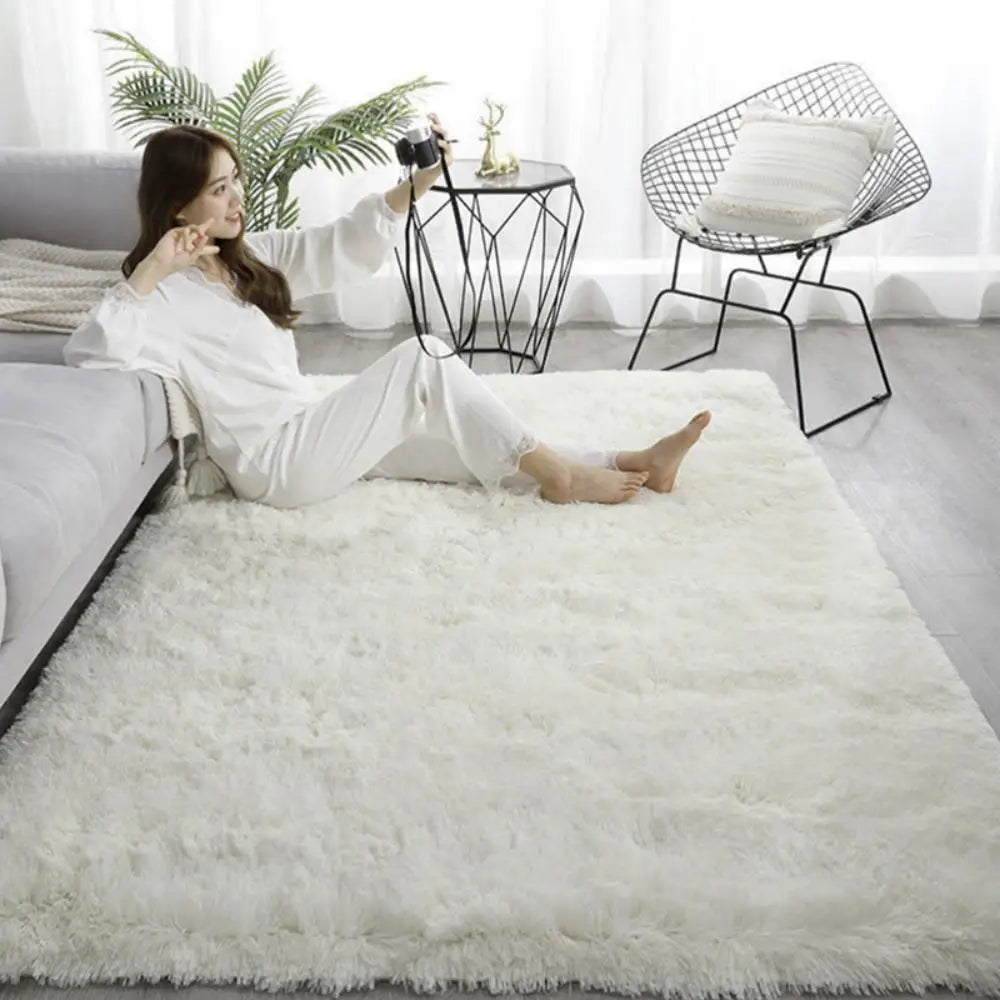 VIKAMA Silk and Wool Style Carpet — Solid Color Indoor & Outdoor Rug