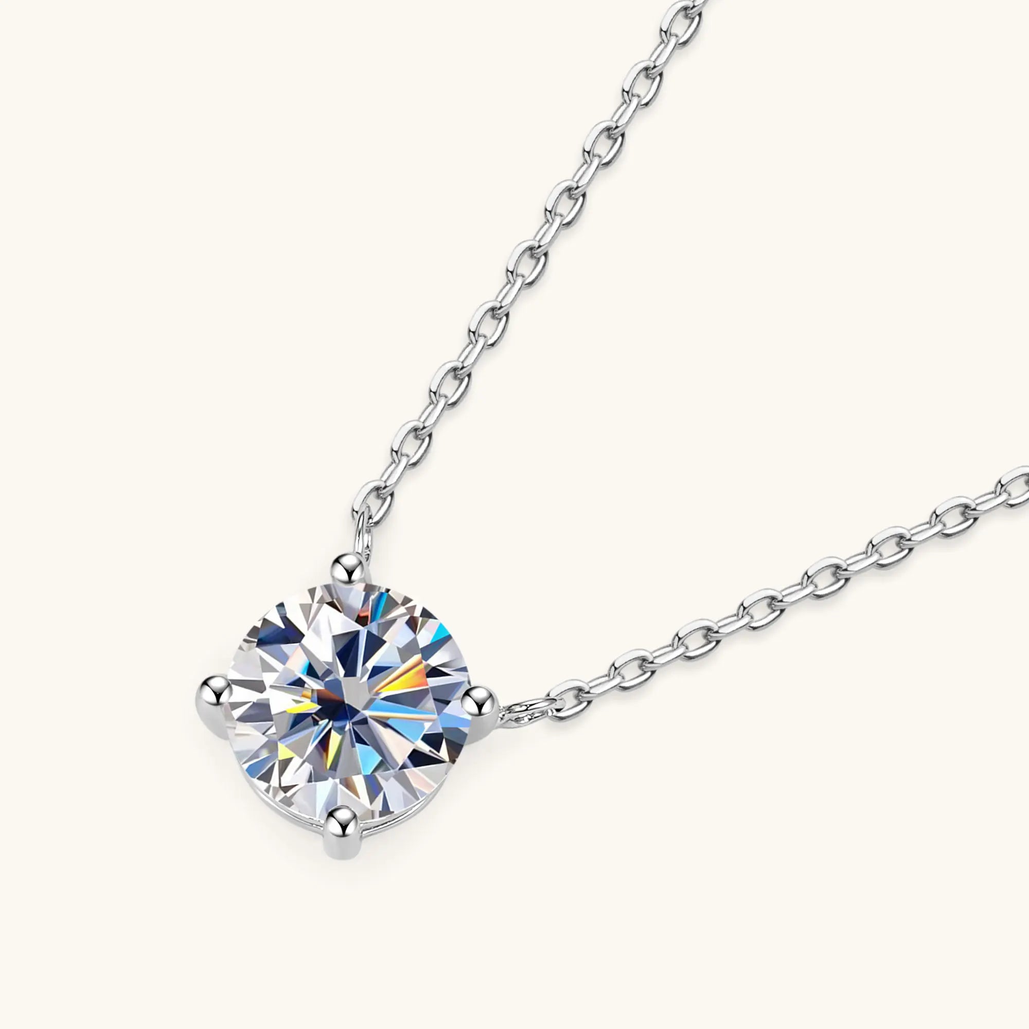 oxtao Moissanite Solitaire Necklace — 1CT D Color VVS1 Sterling Silver Jewelry