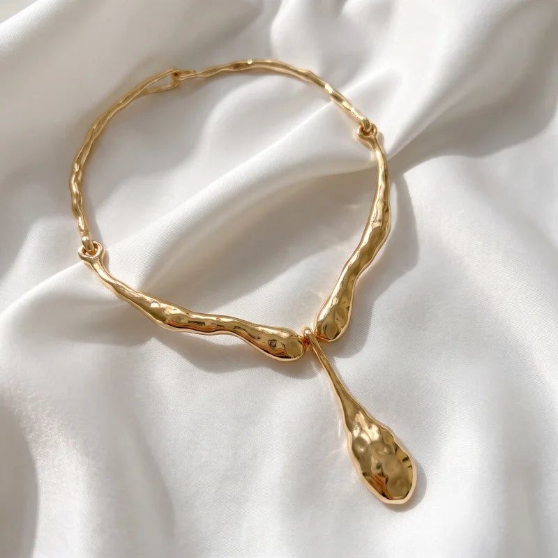 Obega Wavy Gold Metal Choker — Irregular Teardrop Pendant Necklace