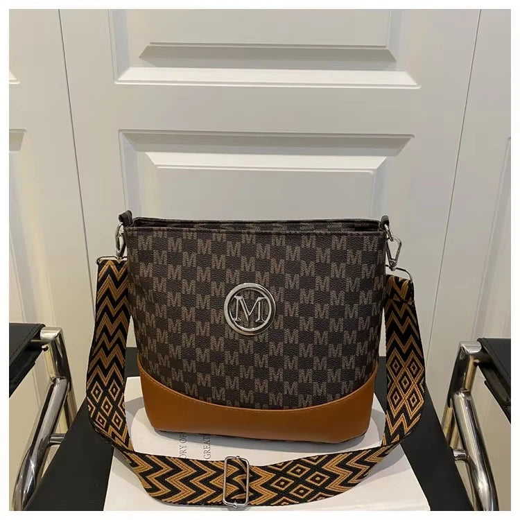 Elegant Women's Crossbody Bag — Multi-Pocket Shoulder Bag with M Badge