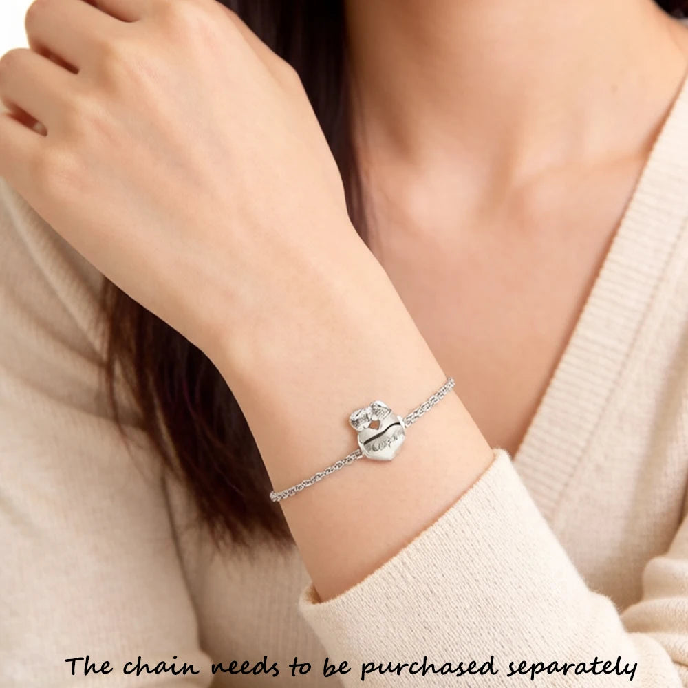 Thaddaeus Sterling Silver Heart Charm — Romantic Kissing Lovers Bead