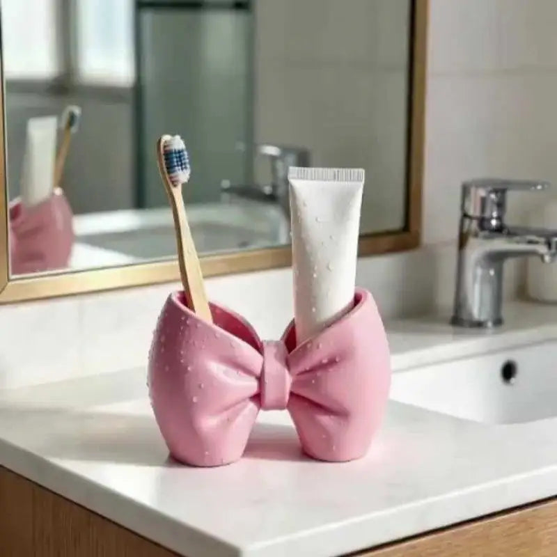 HELTFARM Bow Shaped Makeup Brush Organizer — Large Capacity Vanity Storage