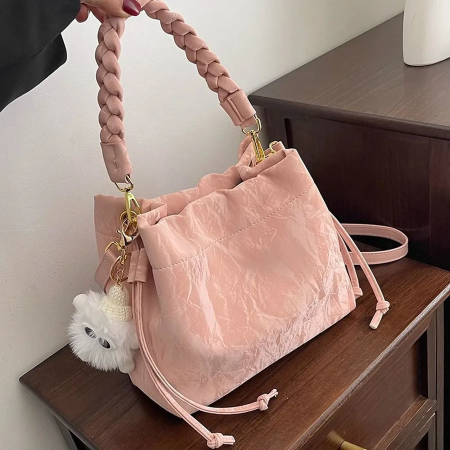 Women's Sophisticated Bucket Bag — Stylish Crossbody Handbag for Daily Use