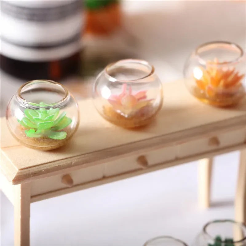 Miniature Potted Succulent Glass Vase — 1:12 Scale Dollhouse Decor