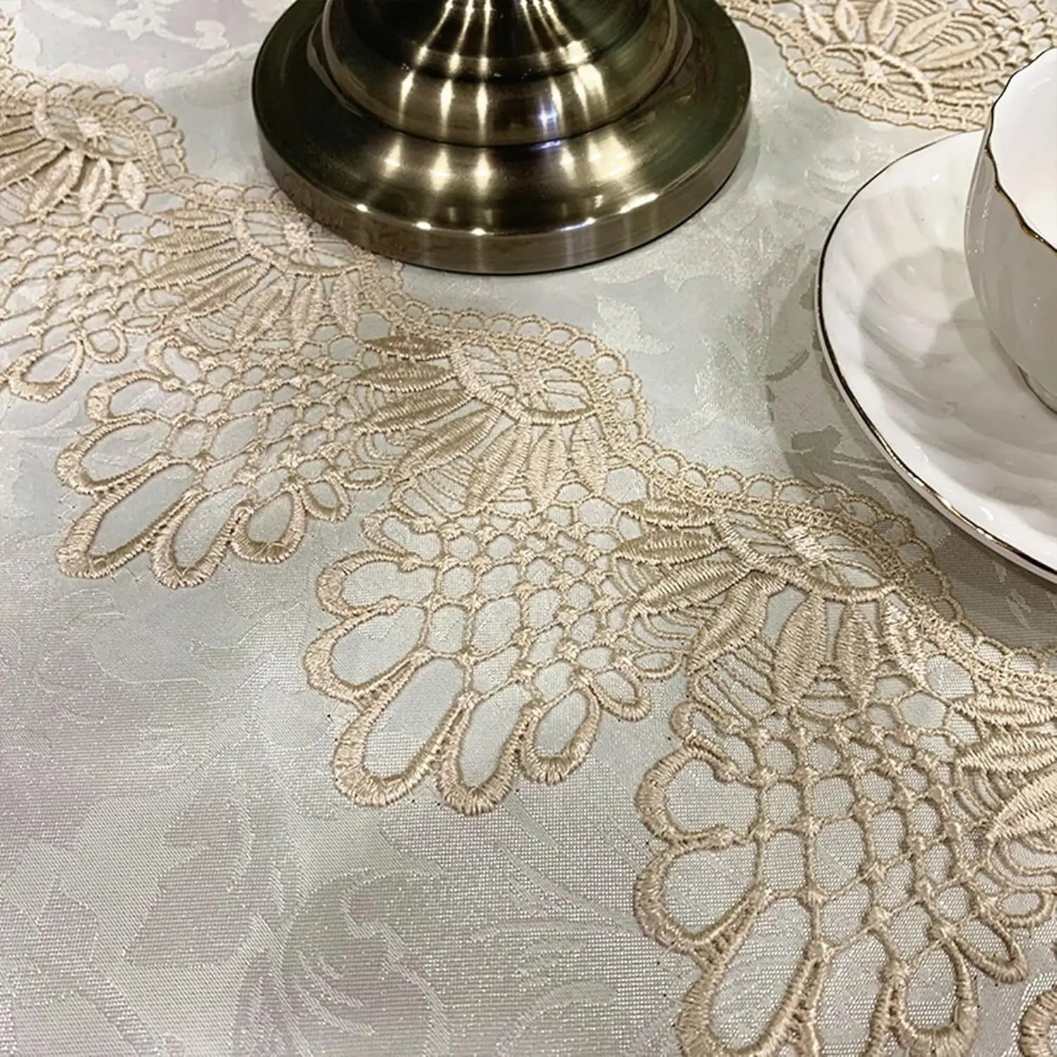BATTILO Oval Macrame Lace Tablecloth — Embroidered Floral Dining Decor