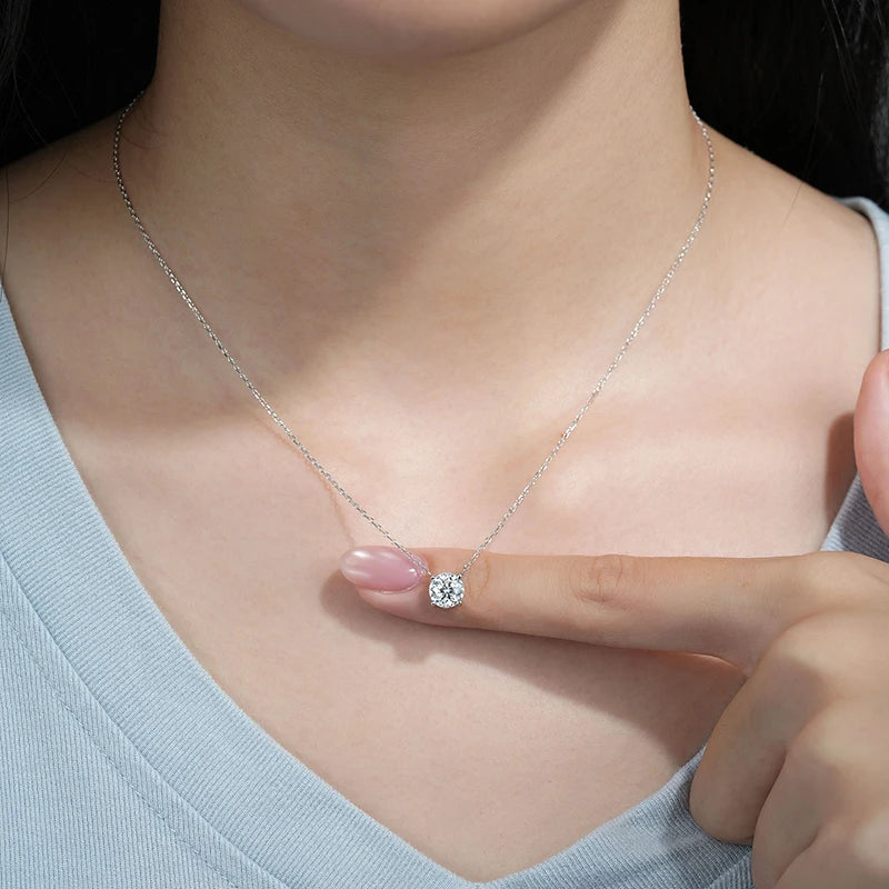 oxtao Moissanite Solitaire Necklace — 1CT D Color VVS1 Sterling Silver Jewelry