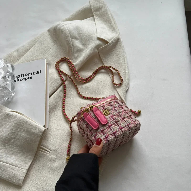 Women's Wool Crossbody Bag — Stylish Chain Shoulder Purse