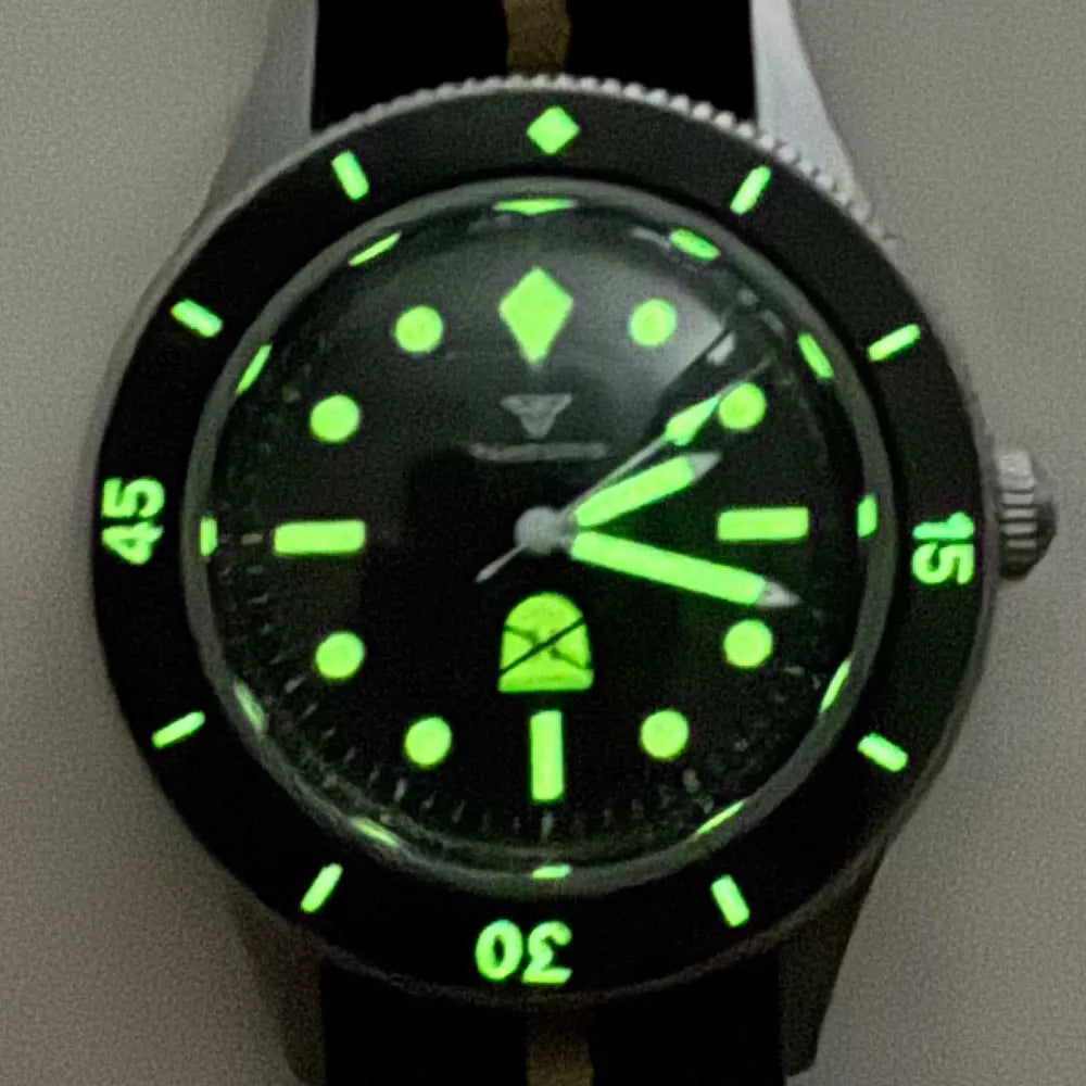 tandorio Automatic Mechanical Watch — 40mm Sapphire Glass Diver Style