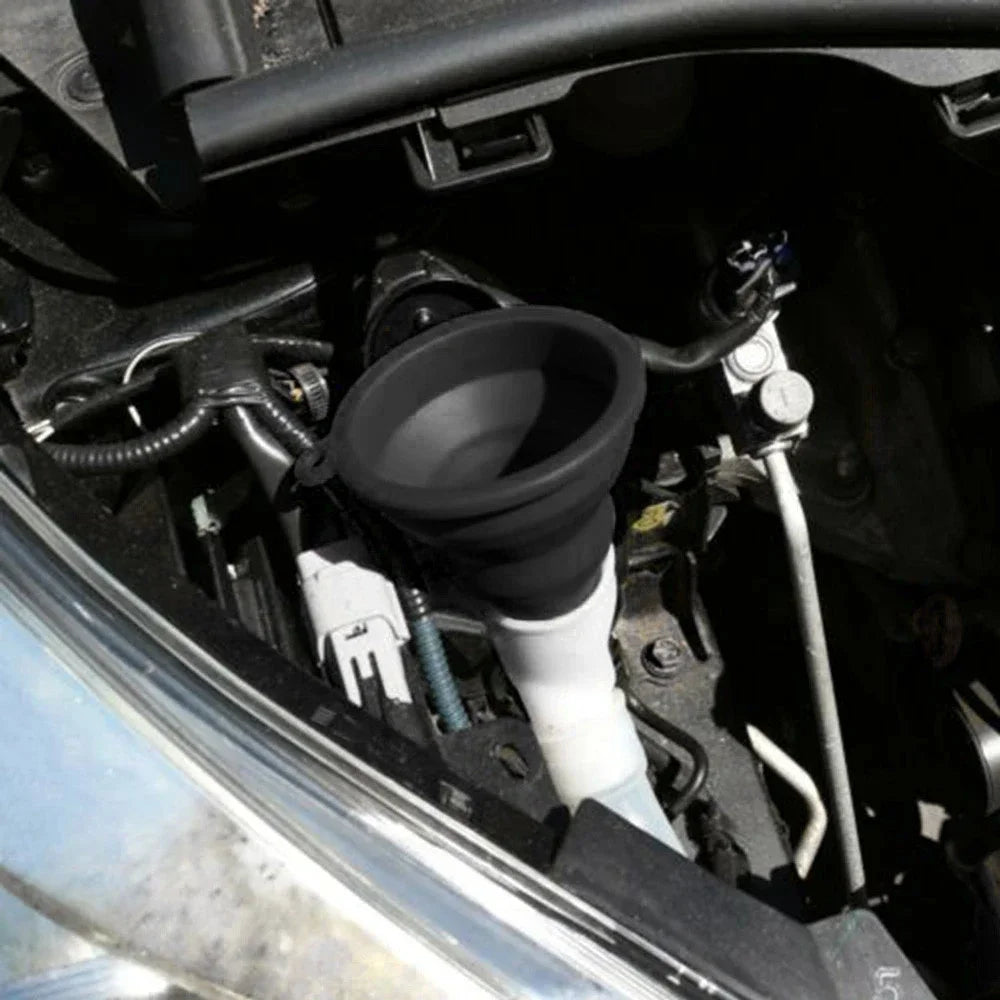 Collapsible Silicone Engine Funnel — Portable Liquid Pouring Tool for Cars