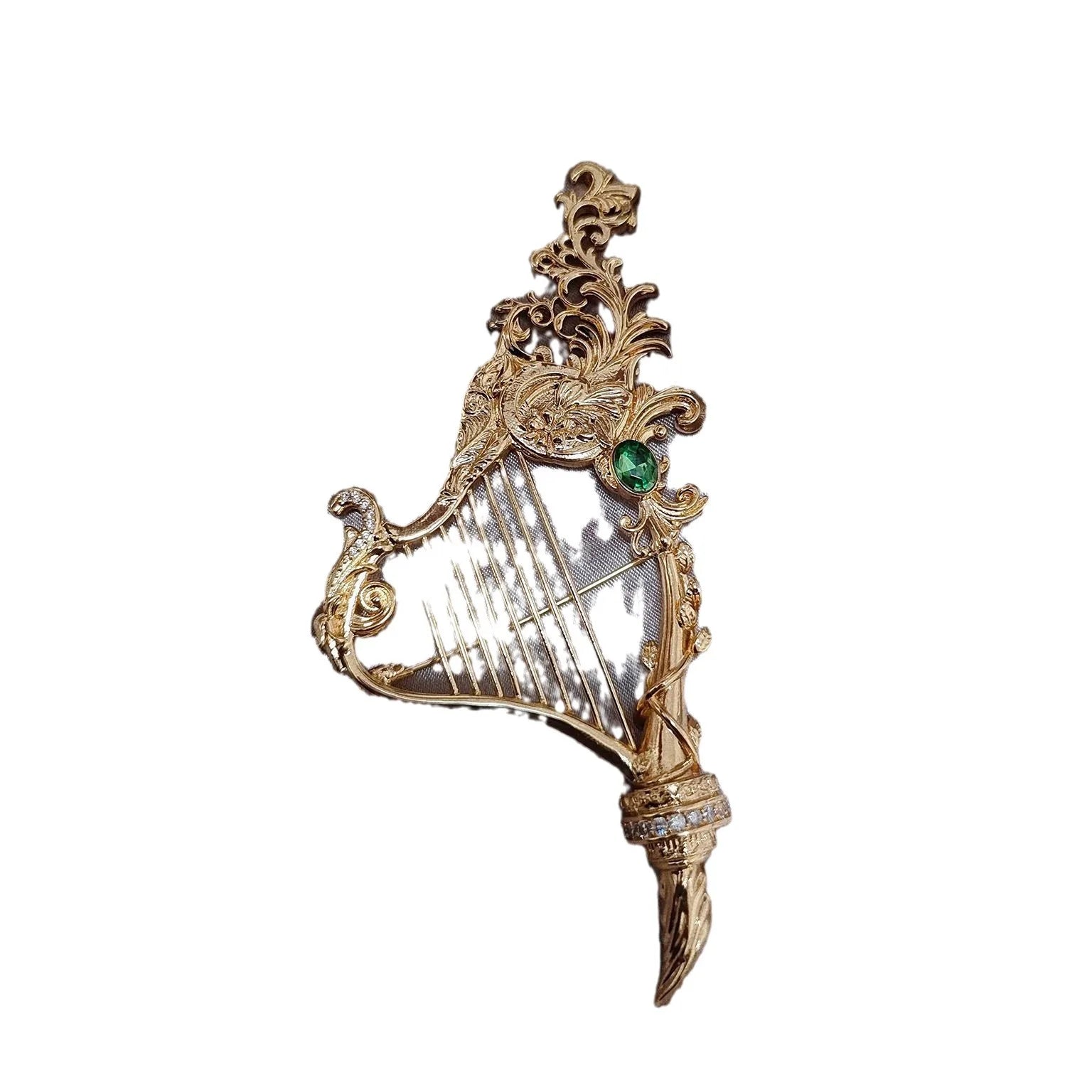 Retro Classical Harp Brooch — Elegant Musical Note Metal Pin for Suits