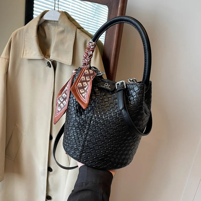 Women's Woven Bucket Bag — Elegant Crossbody Purse for Travel & Formal Events