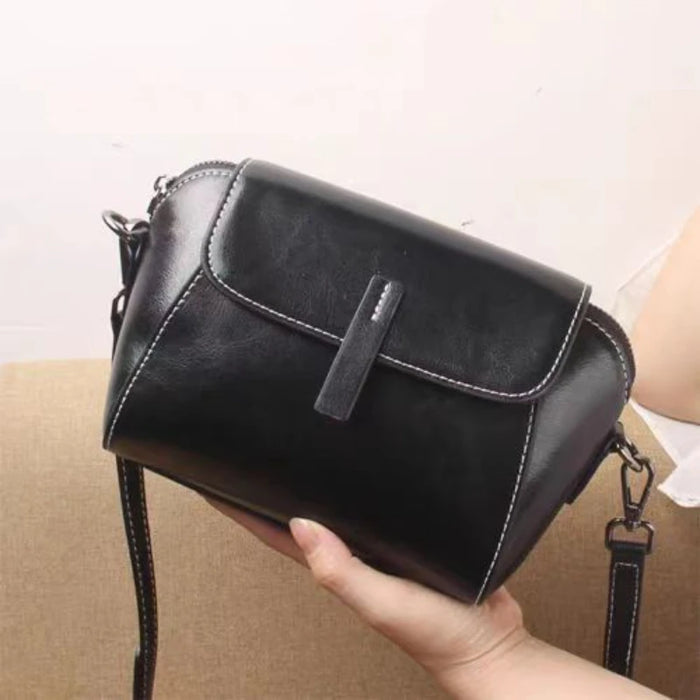 Women's Oil Wax Cowhide Leather Phone Bag — Versatile Crossbody Shoulder Bag