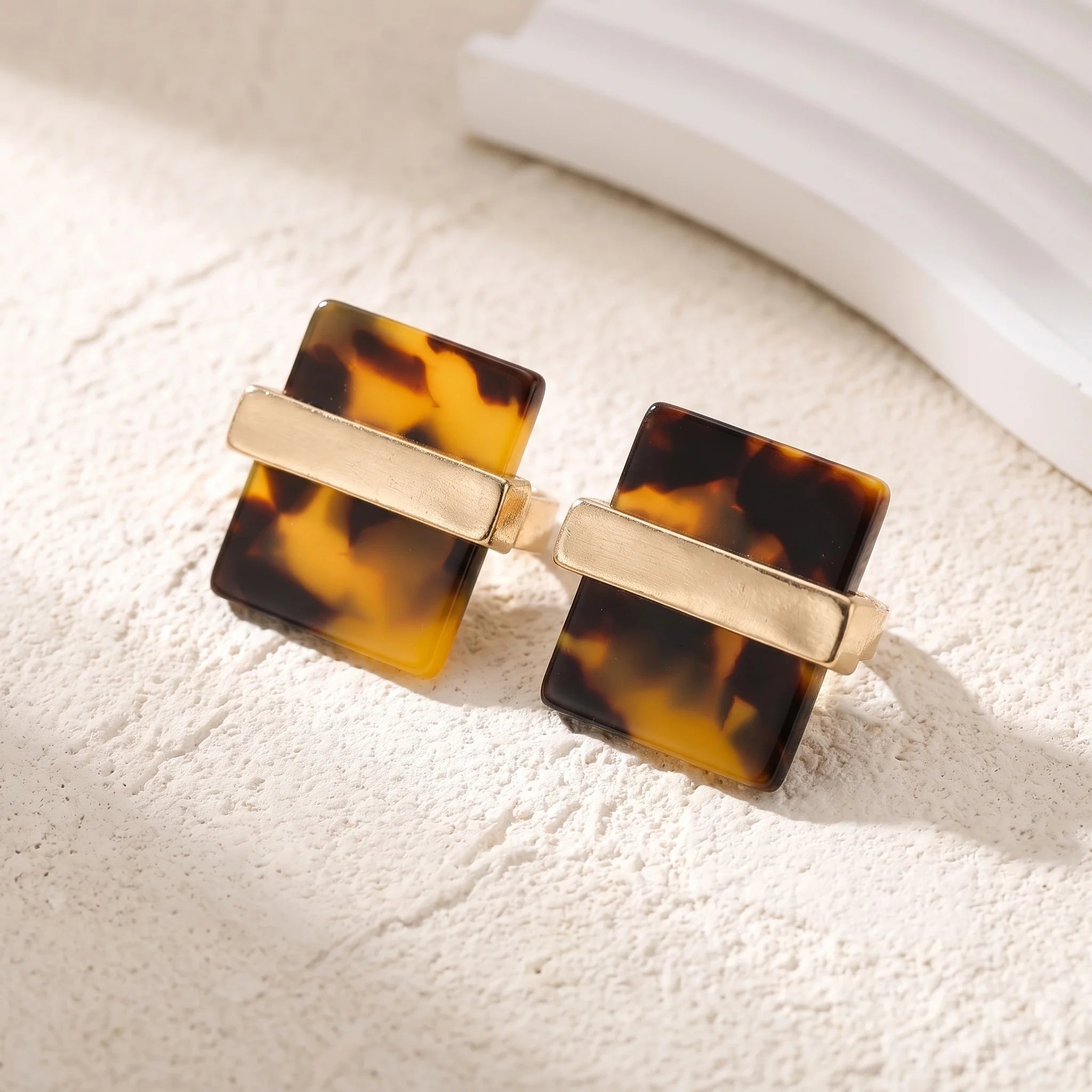 Obega Tortoise Shell Jewelry Set — Geometric Earrings, Ring & Bangle