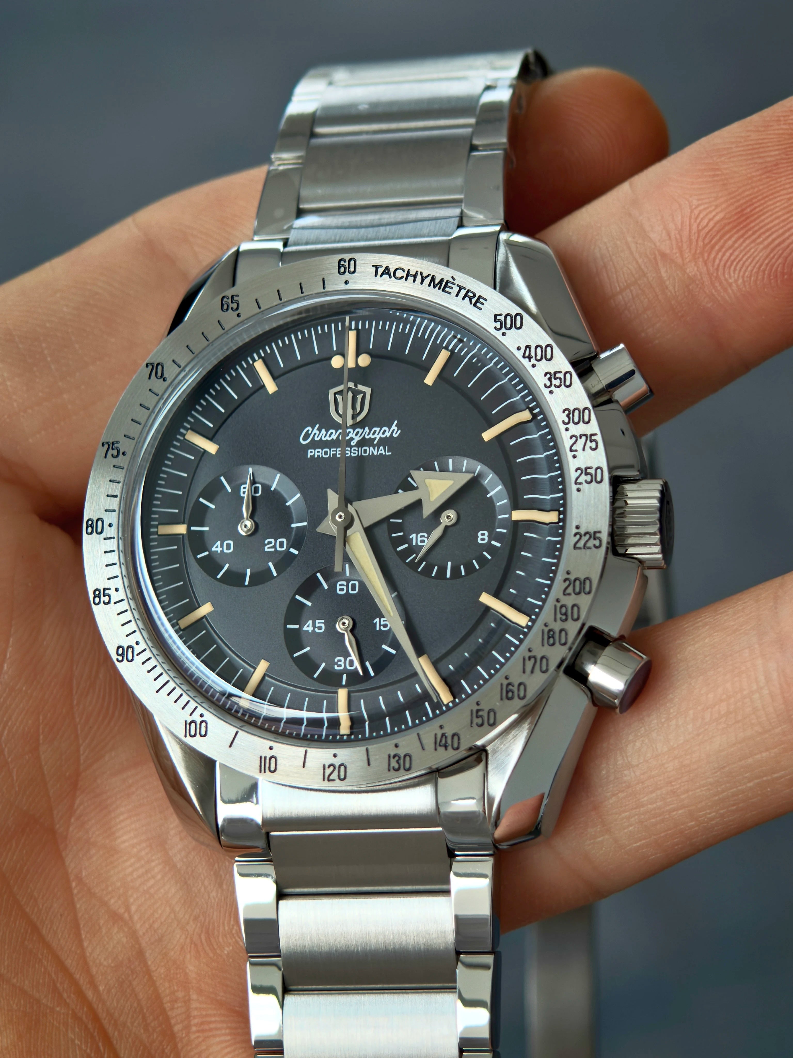 Watchdives WD1863A Chronograph Watch — Sapphire Crystal & Stainless Steel