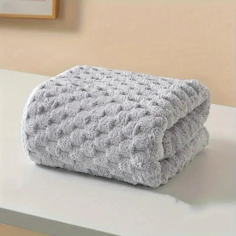Ultra-Soft Coral Velvet Bath Towel — Quick Drying & Highly Absorbent